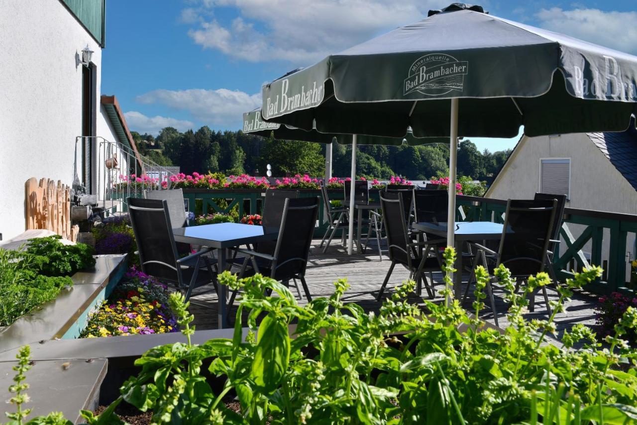 Landhotel Jungbrunnen Bad Brambach Dış mekan fotoğraf