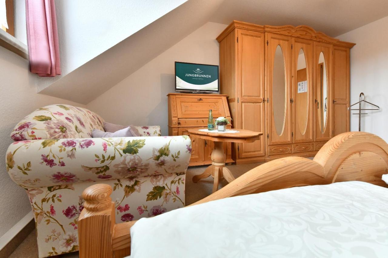 Landhotel Jungbrunnen Bad Brambach Dış mekan fotoğraf
